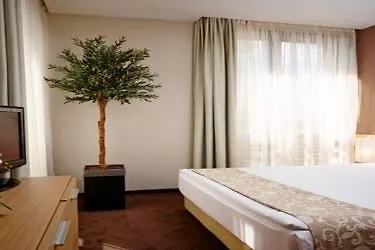 Lucky & Relax Hotel