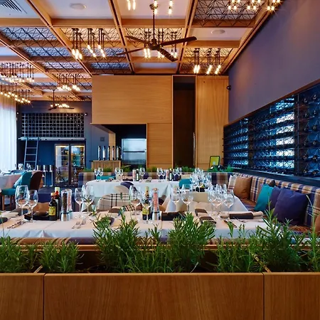 Lucky & Relax Hotel